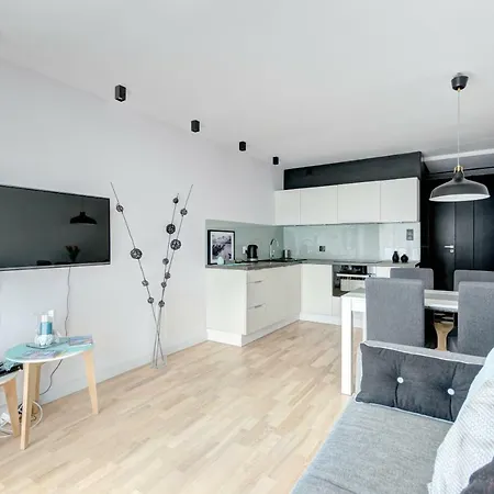 Marina Dlugie Ogrody Apartmán *